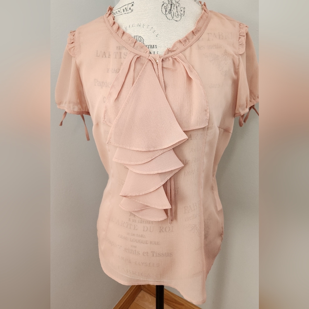 ESPRIT short sleeve lightweight flowy blouse in peach color in size M